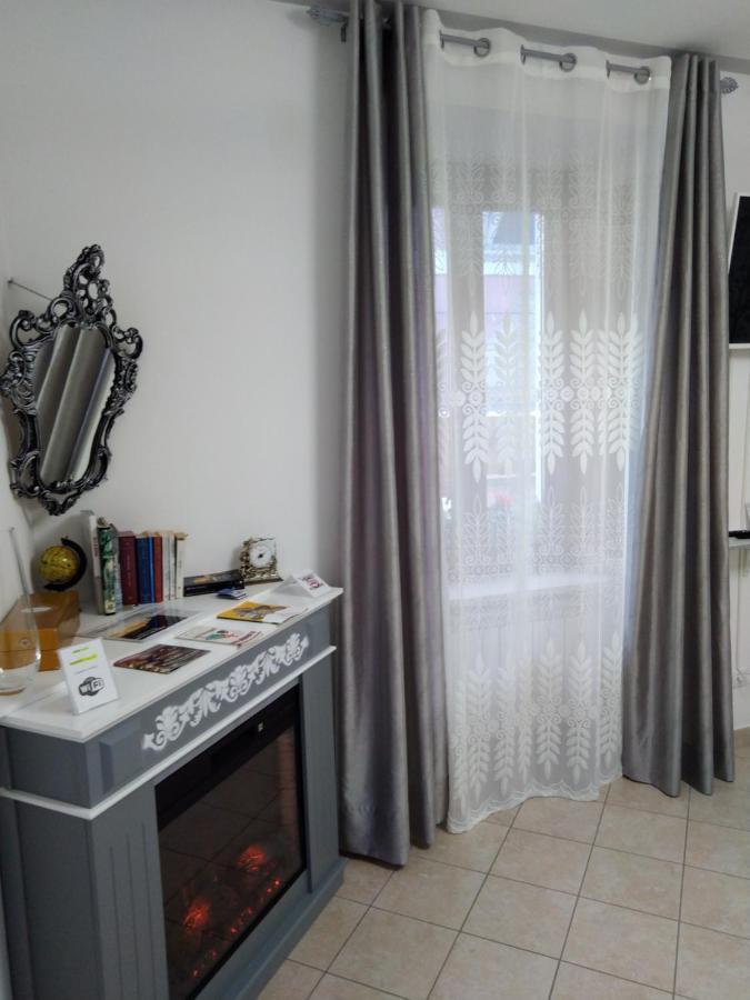 B&B Regina Margherita Л'Аквіла Екстер'єр фото
